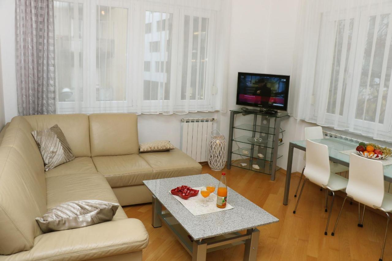 Apartment Elena 1, Zagreb City With Garage 외부 사진